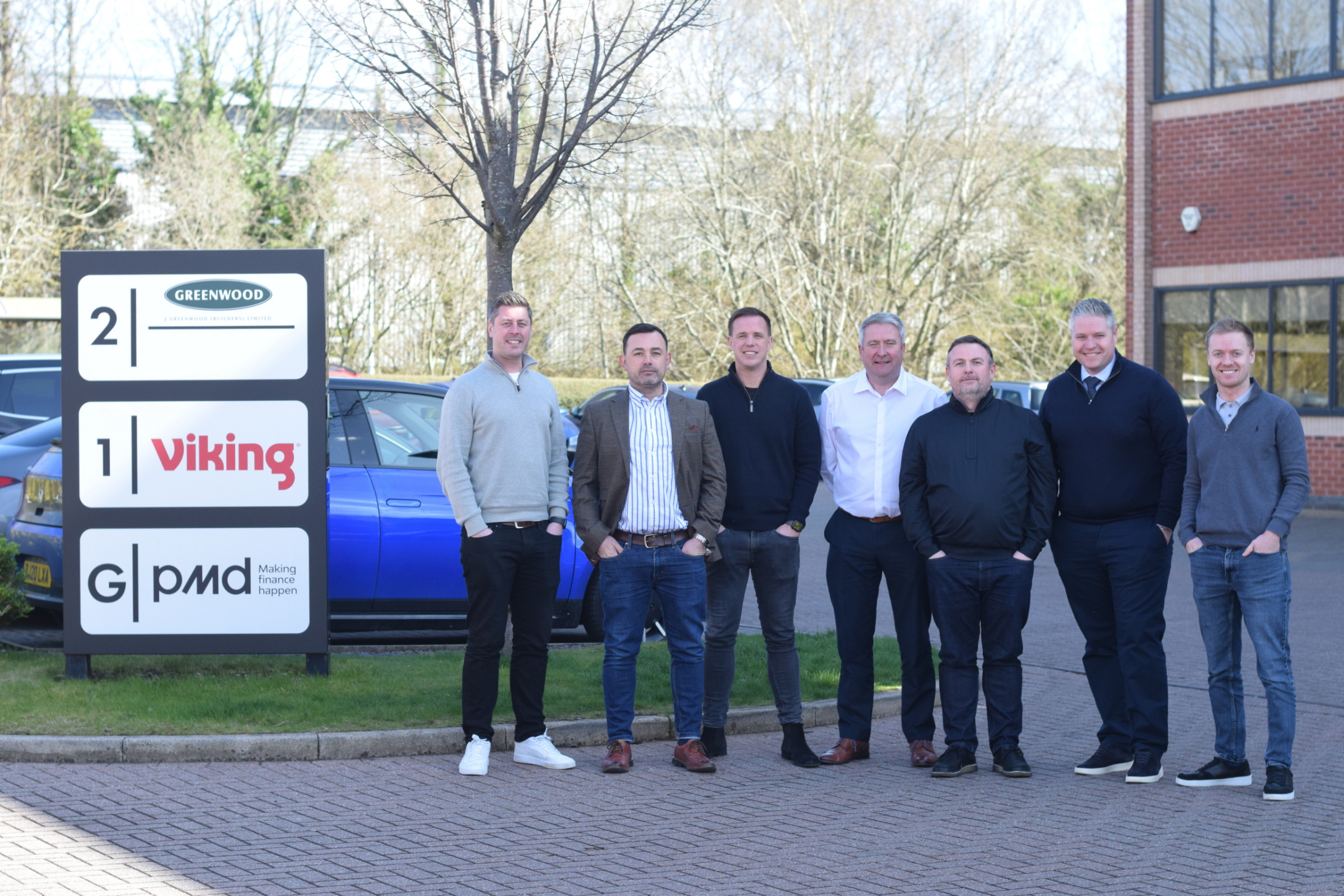 PMD Business Finance accelerates growth plans by joining forces with Custom Business Finance  header image